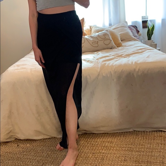 Urban outfitters black skirt - Picture 2 of 5